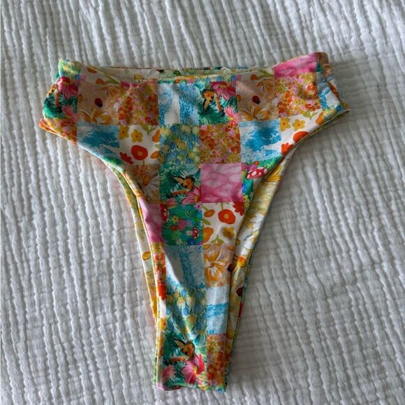 Ashley High Waist Reversible Bottoms- Love Bug NWOT - Picture 2 of 7